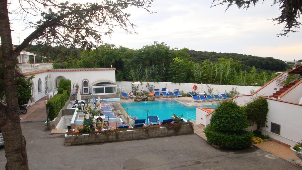 Ischia Uno Residence Форио Экстерьер фото