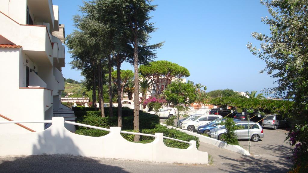 Ischia Uno Residence Форио Экстерьер фото