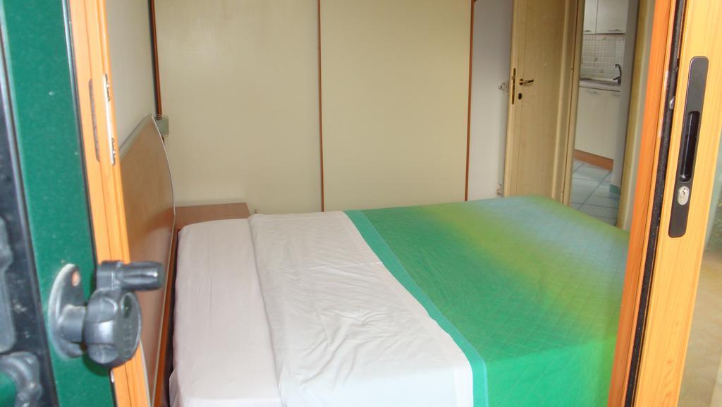 Ischia Uno Residence Форио Номер фото