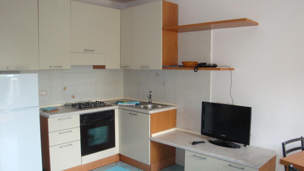 Ischia Uno Residence Форио Номер фото