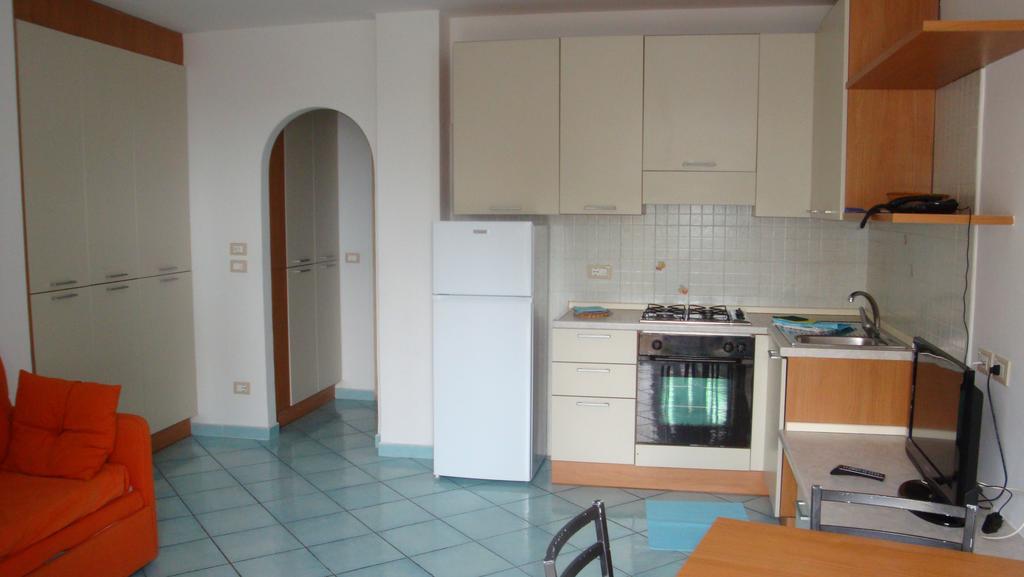 Ischia Uno Residence Форио Номер фото